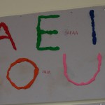 vocali pongo cartellone